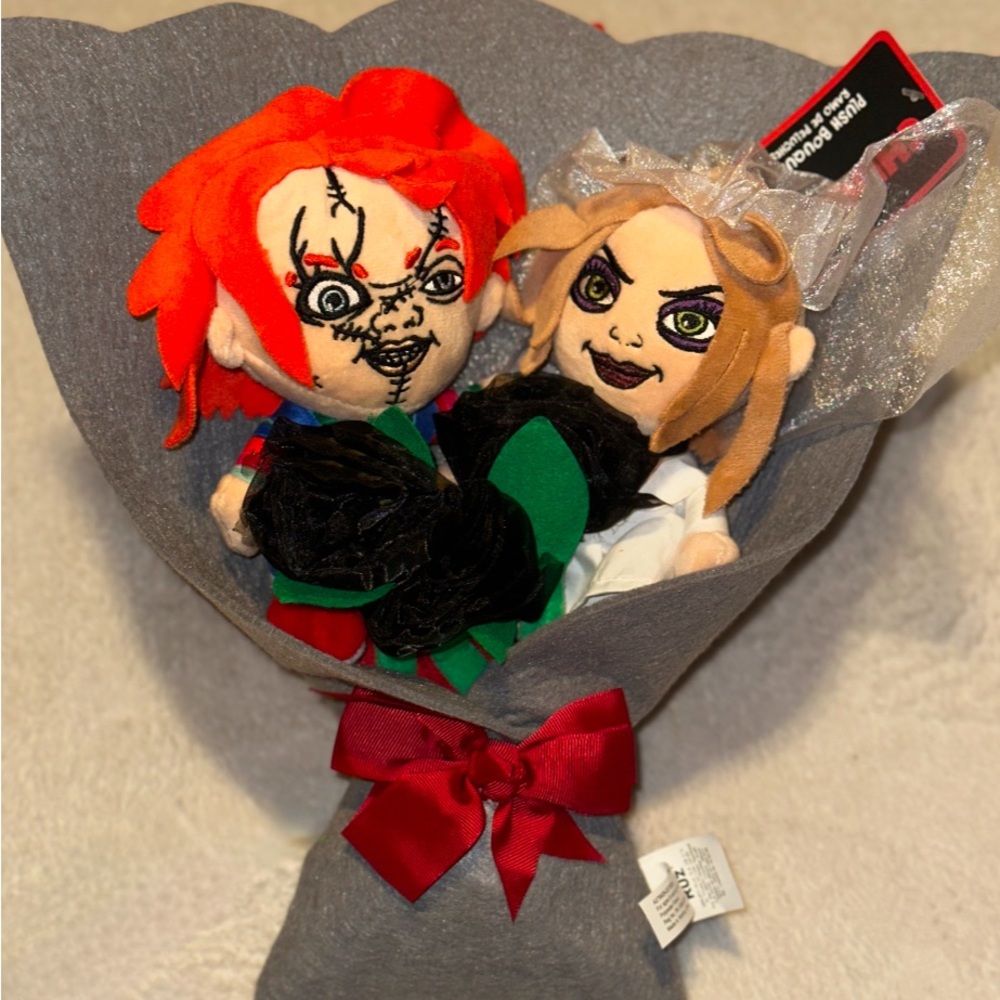Chucky and Tiffany Valentine’s Day Plush Bouquet